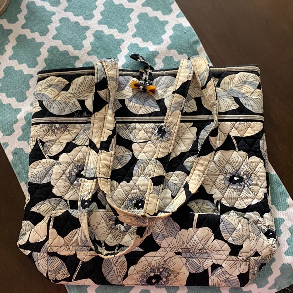 Retired Vera Bradley tote